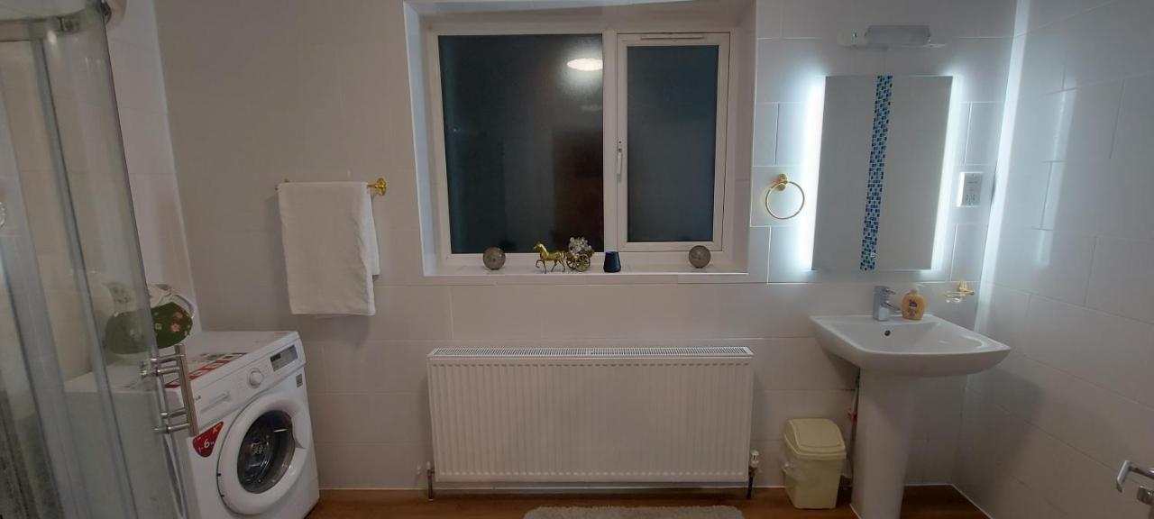 Olive Tree - 2 Master Bedroom Appartement Blackpool