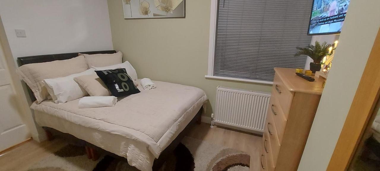 Olive Tree - 2 Master Bedroom Апартаменты Блэкпул